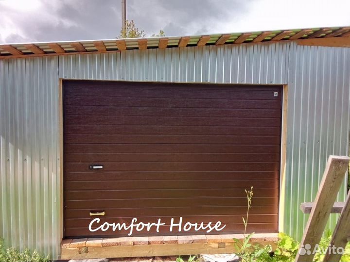 Секционные ворота alutech