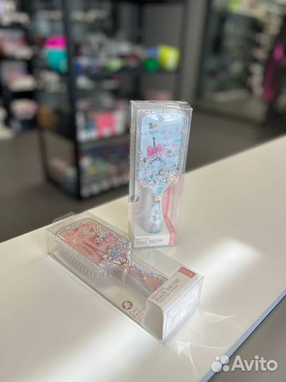 Детская расческа с цветными шариками