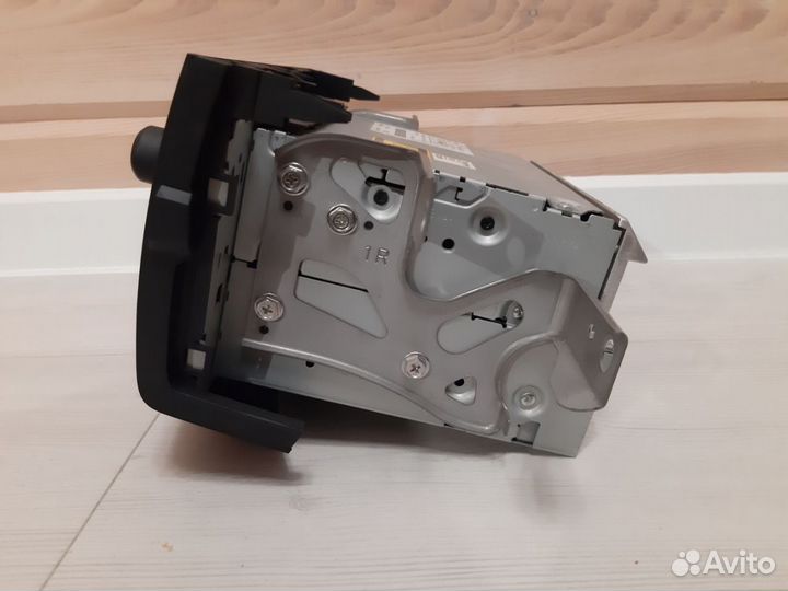 Штатная магнитола toyota rav4