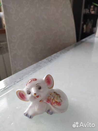 Стеклянные фигурки