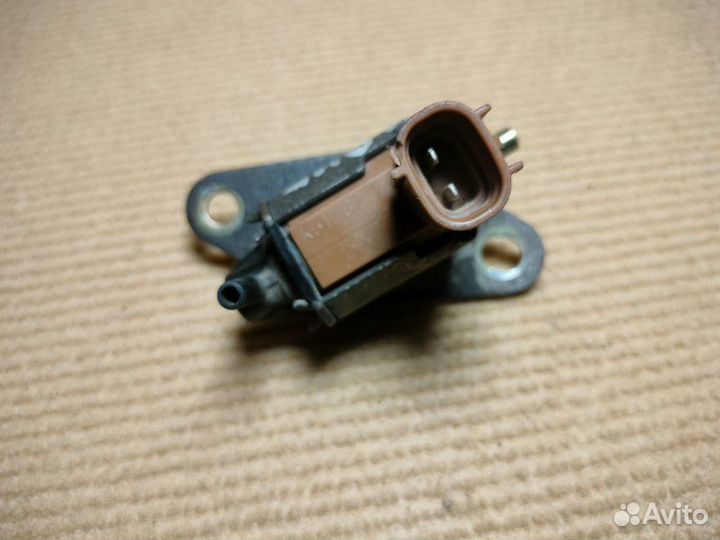 Клапан электромагнитный Mitsubishi Lancer CS 4G18