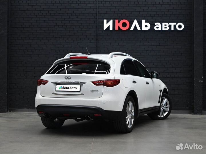 Infiniti QX70 3.0 AT, 2013, 179 241 км