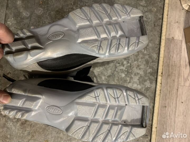 Лыжные ботинки 35 размер