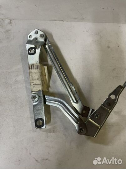 Петля багажника Фокус 2005- правая