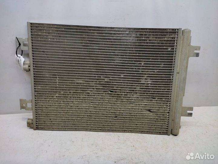 Радиатор кондиционера Renault Duster 2010