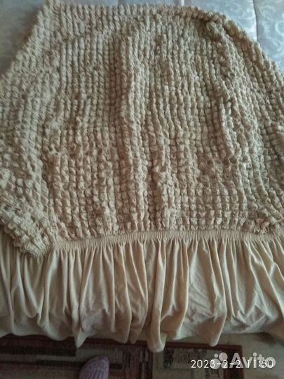 Чехлы на диван и два кресла