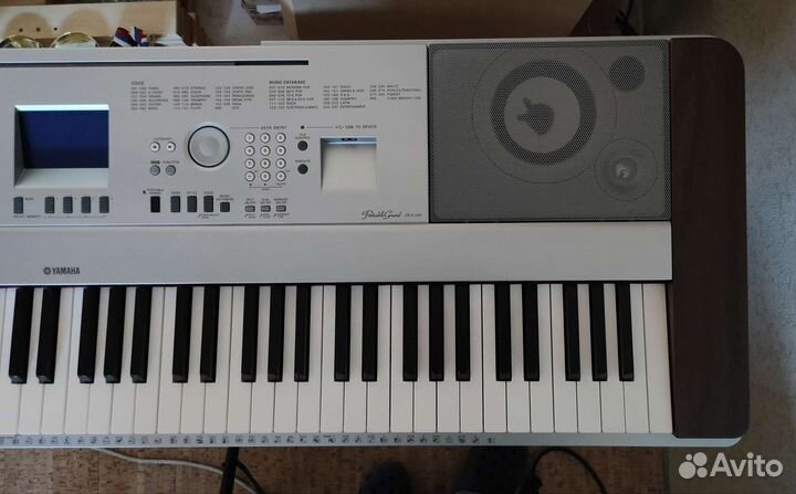 Yamaha DGX 640
