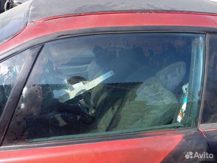 Стекло двери переднее левое Opel Calibra 1990-1997