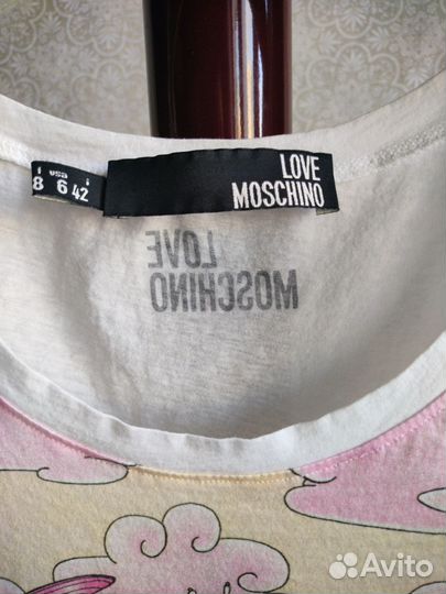 Футболка Love Moschino