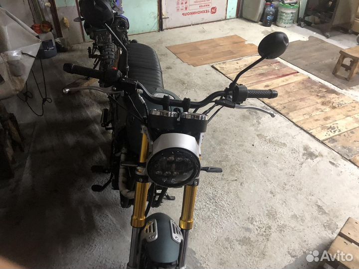 Мотоцикл Racer triumph