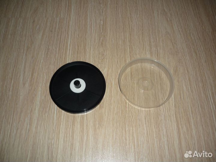 Бокс для дисков