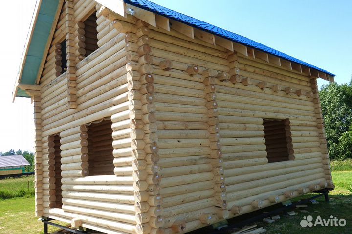 Сруб Дома 6.0х8.0м. полтора этажа с крышей