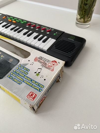 Синтезатор игрушка