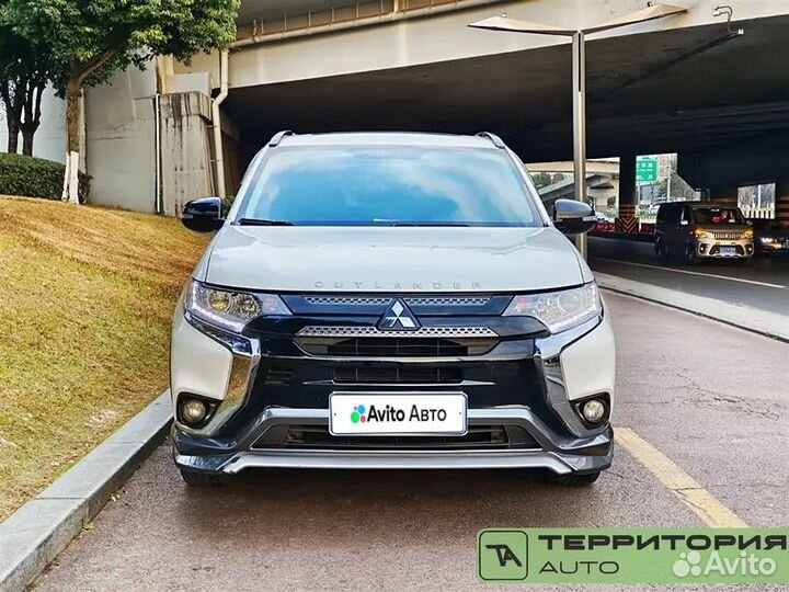 Mitsubishi Outlander 2.0 CVT, 2021, 54 000 км