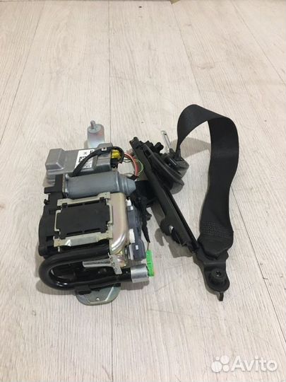 Ремень безопасности передний правый Mercedes Benz