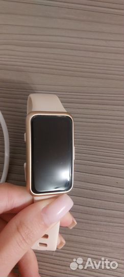 Фитнес браслет huawei band 7