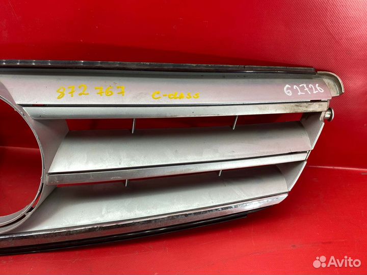 Решетка радиатора Mercedes-Benz C W204 2011-2015