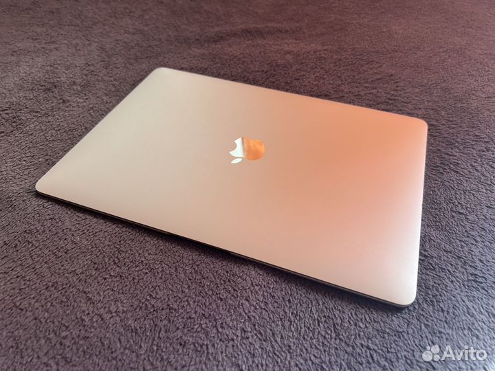 Macbook air 13 2018 retina 8gb 128gb