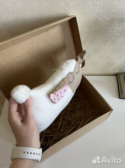 Игрушка ручной работы овечка