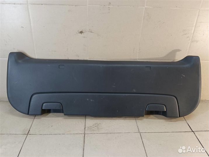 Обшивка крышки багажника Suzuki Ignis 2007