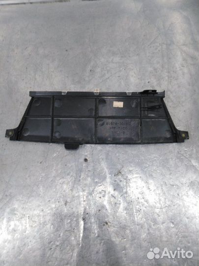 Повторитель стоп сигнала Toyota Crown GRS182