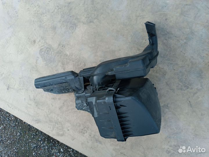 Корпус воздушного фильтра Mazda CX-5 KE 2.5L