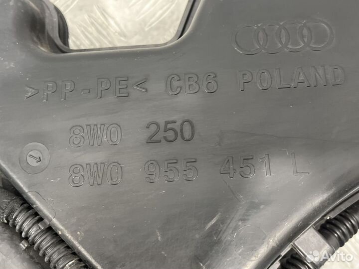 Бачок омывателя Audi A4