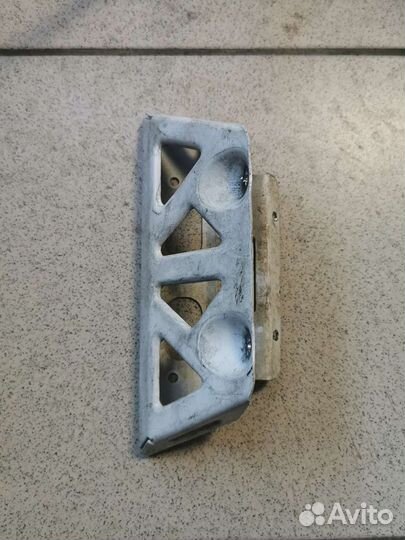 Кронштейн стоп сигнала Arctic Cat M1100