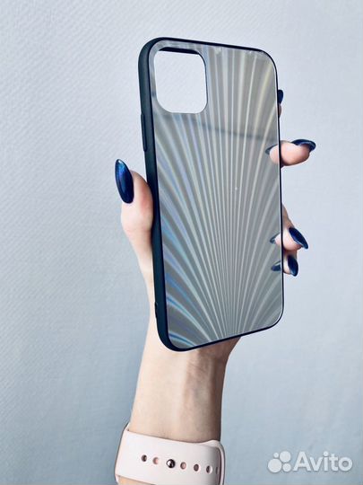 Чехол на iPhone 11