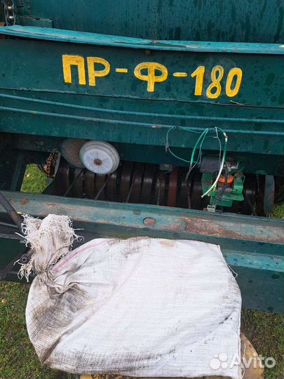 Пресс-подборщик БобруйскАгромаш ПР-Ф-180, 2000