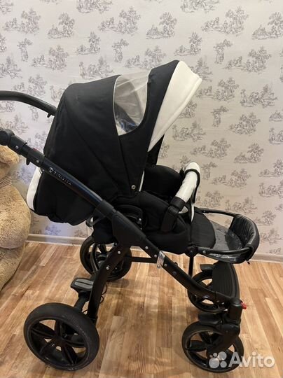 Прогулочная коляска 2в1