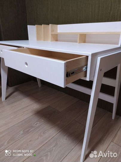 Письменный стол.,Сканди