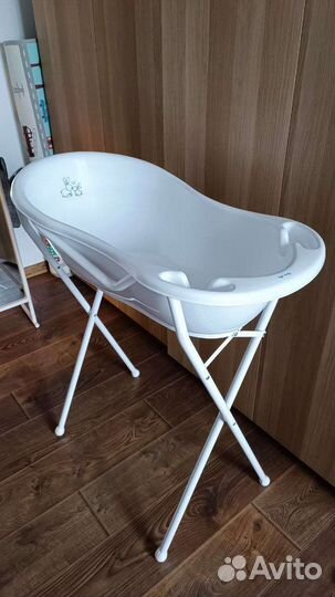 Подставка для ванночки + ванночка