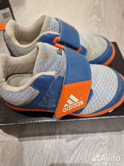 Кроссовки детские adidas,HS 26,27