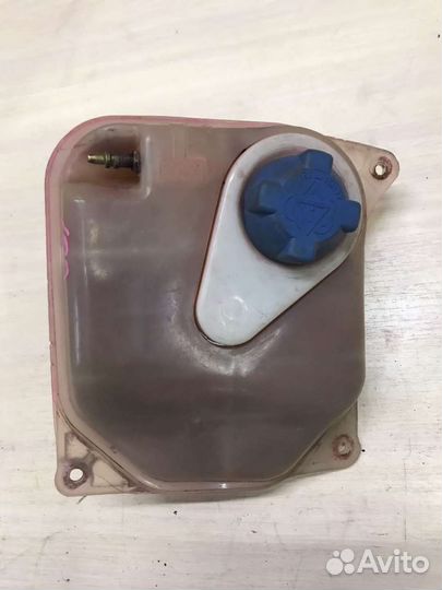Бачок расширительный audi 100 c4
