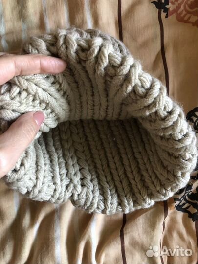 Шапка вязаная ручная работа