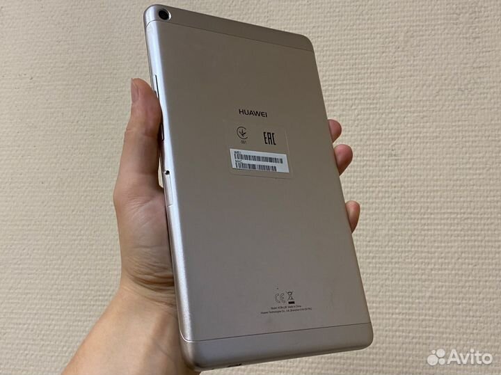 Отличный Планшет Huawei MediaPad T3 / 16GB