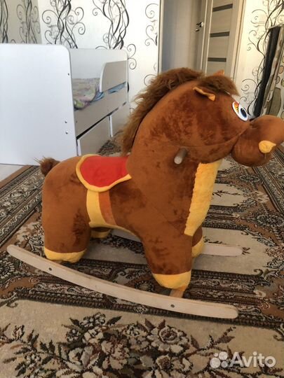 Качалка лошадь