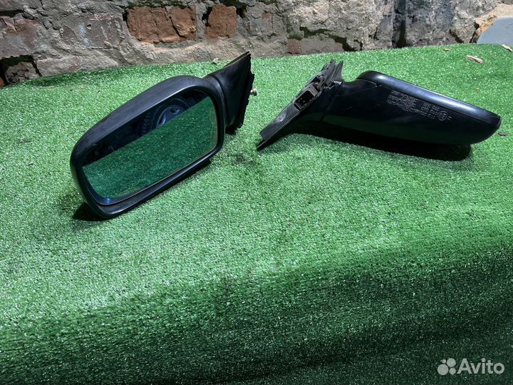 Зеркало заднего вида боковое левое Audi 100 C4