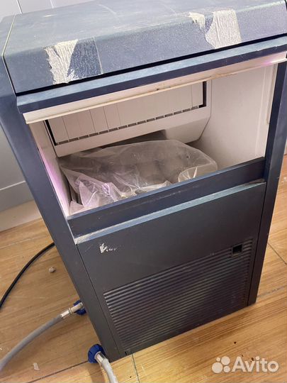 Льдогенератор CB 184 W