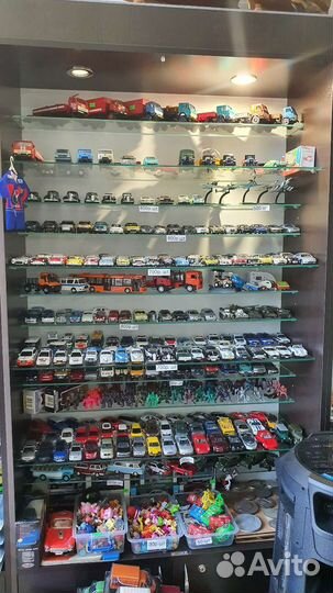 Модели машинок 1 43 размер. Соврем. И СССР