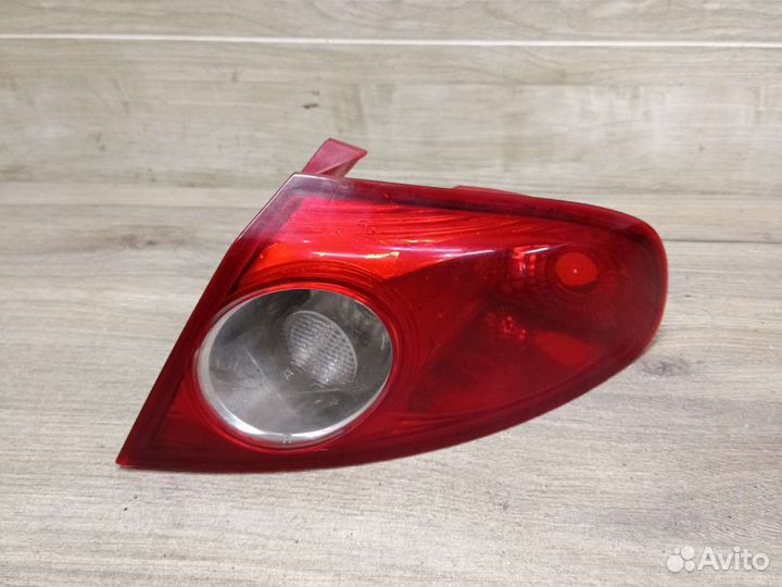 Фонарь задний наружный правый Chevrolet lacetti