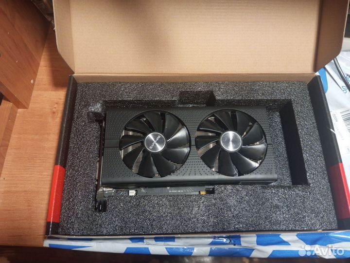 Видеокарта radeon rx7600 8 гб (ос)