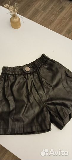 Шорты кожзам