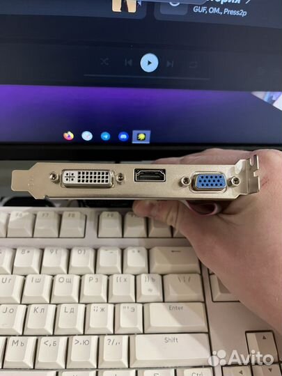 Видеокарта GT 210