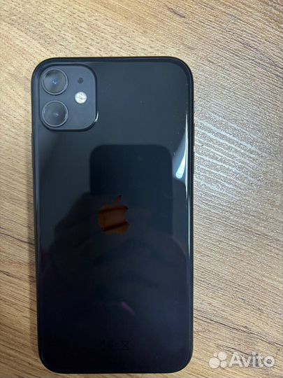 iPhone 11, 64 ГБ