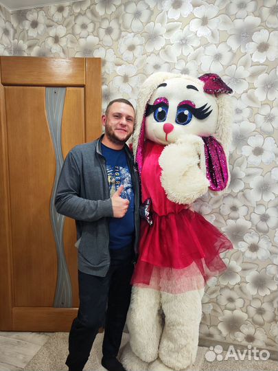 Зайка на праздник. Ростовая кукла зайка
