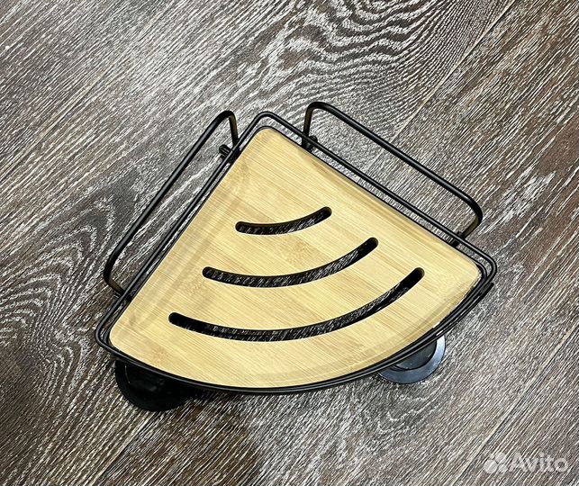 Угловая полка для ванной комнаты