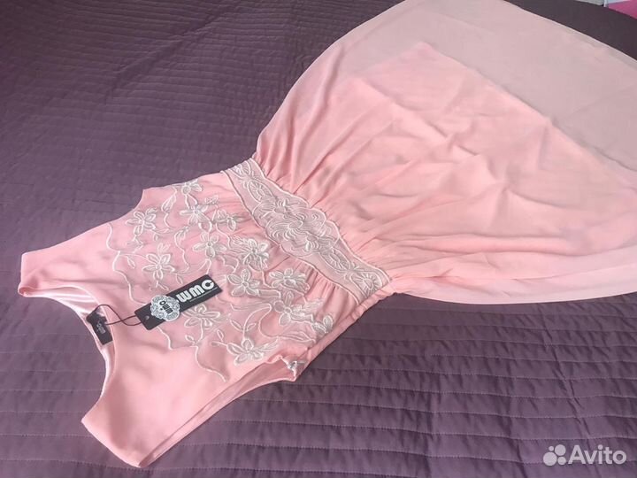 Нарядное платье