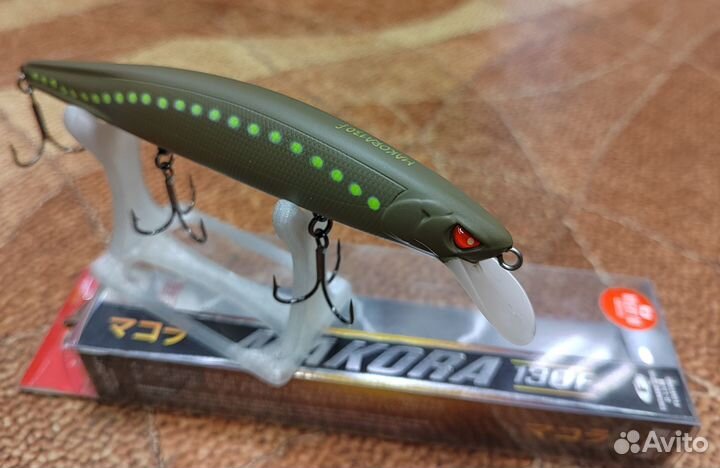 Воблер Lucky John Makora 130F